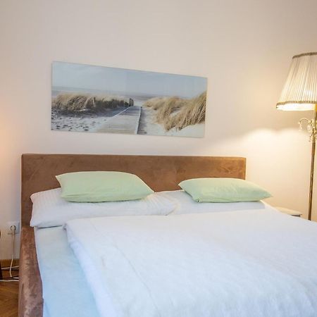 Huebsches Privatzimmer Mit Bad Perchtoldsdorf Exterior foto